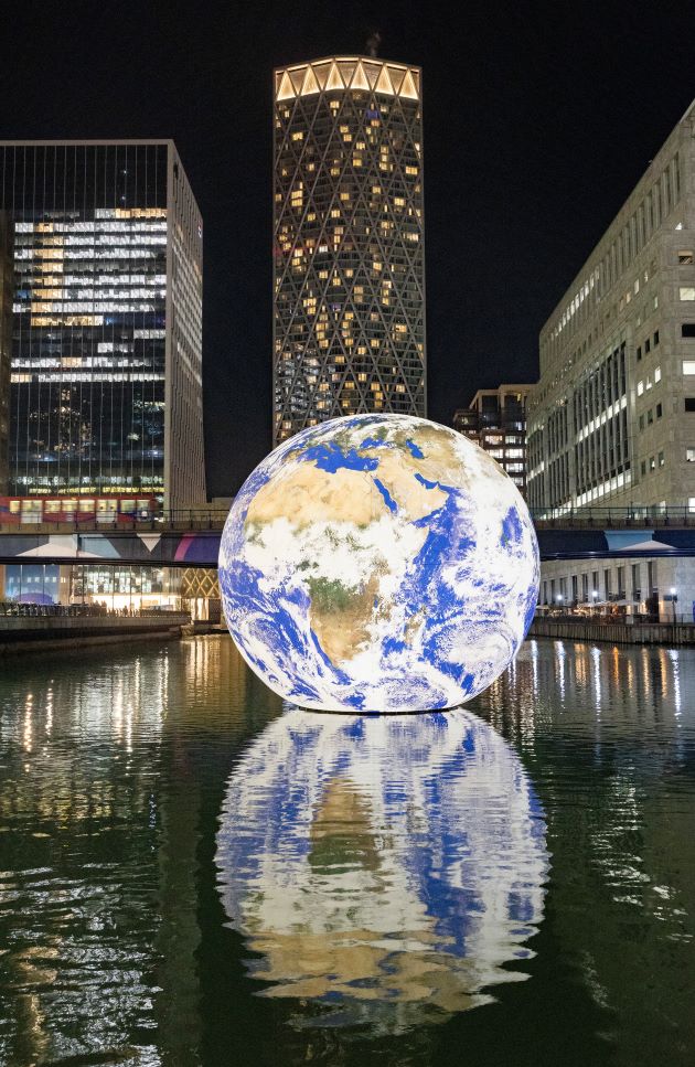 Canary Wharf’s Illuminating Winter Lights Festival Returns with Floating Earth, Giant Mammoths and Many More – 18.01.23